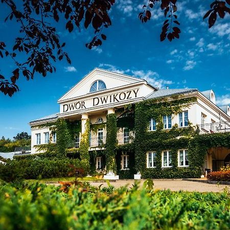 Dwor Dwikozy Hotel Exterior photo